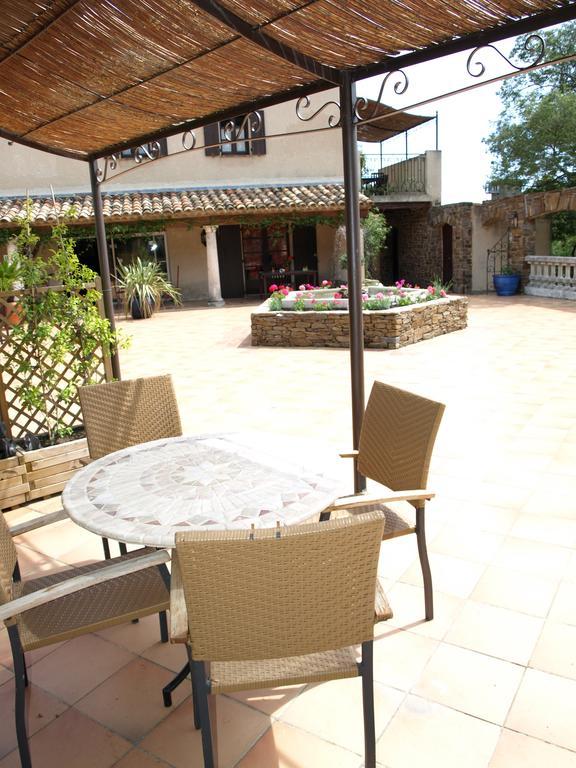 Les Lauriers Roses Aparthotel เลอรายอล-กานาเดล-โซร์-แม ภายนอก รูปภาพ
