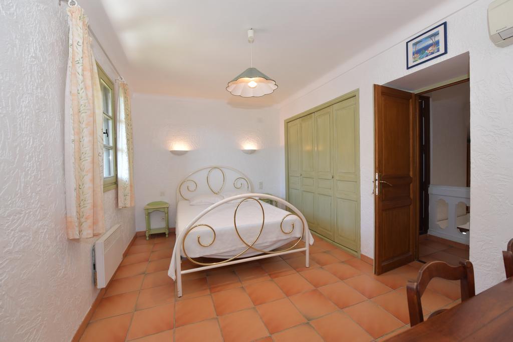 Les Lauriers Roses Aparthotel เลอรายอล-กานาเดล-โซร์-แม ภายนอก รูปภาพ