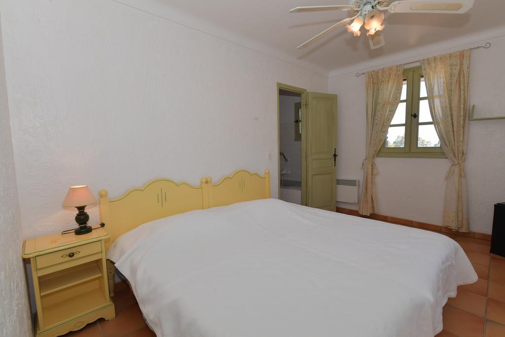 Les Lauriers Roses Aparthotel เลอรายอล-กานาเดล-โซร์-แม ภายนอก รูปภาพ