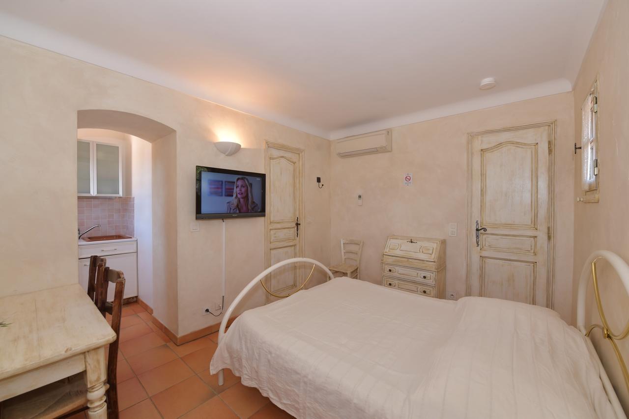 Les Lauriers Roses Aparthotel เลอรายอล-กานาเดล-โซร์-แม ภายนอก รูปภาพ